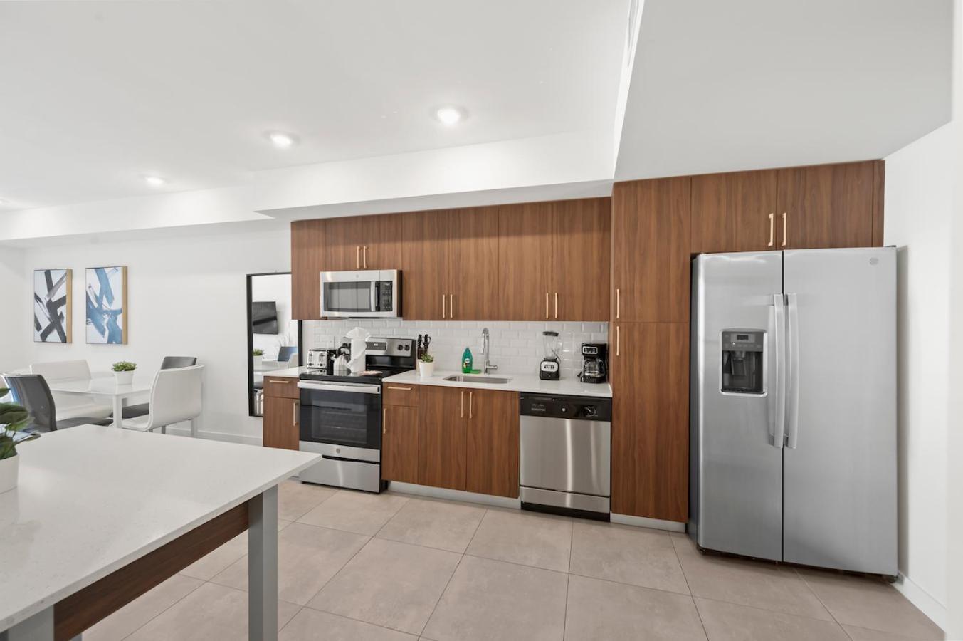 Appartamento Modern Unit Mins From Brickell With Free Parking Miami Esterno foto